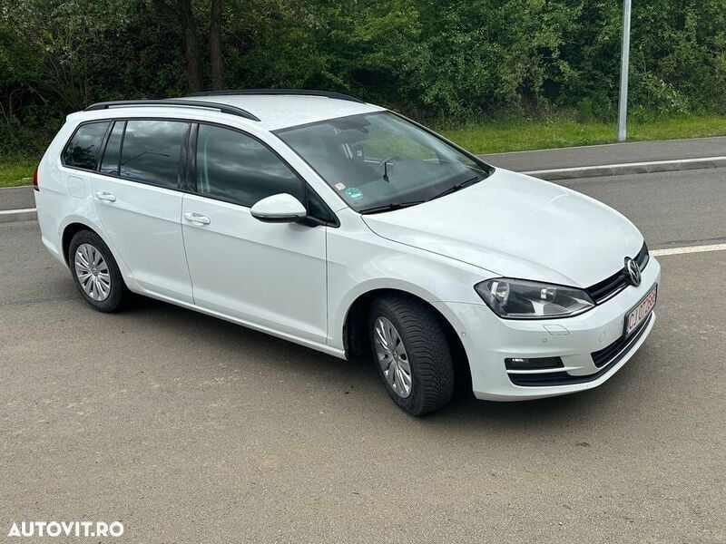 Alb Utilizat 2014 VW Golf VII Comfortline Break | 5.500 EUR (Preț bun) - Imagine 1/4