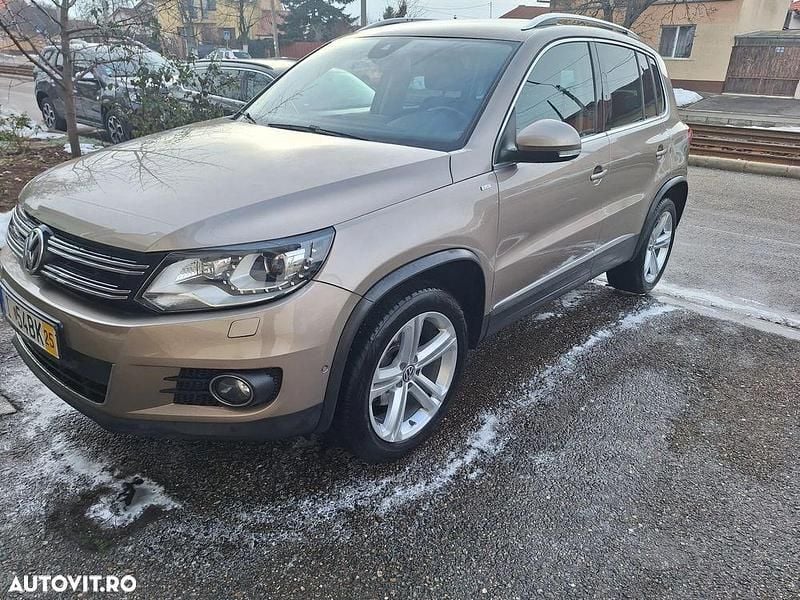 Second-hand VW Tiguan Sportline 140 CP (102 kW) 2014 Culoaremaro SUV