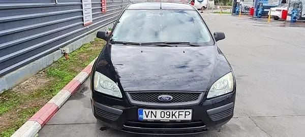 Utilizat 2005 Ford Focus Hatchback | 1.600 EUR (Preț OK) - Imagine 1/4