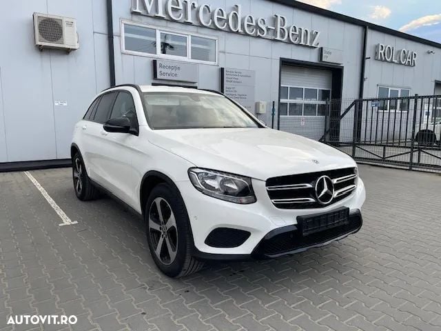 Alb Utilizat 2018 Mercedes GLC250 SUV | 27.900 EUR (Preț OK) - Imagine 1/4