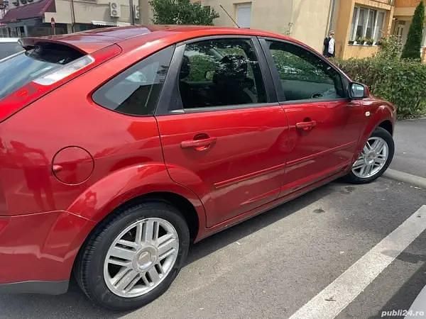 Utilizat 2005 Ford Focus Hatchback | 3.150 EUR (Scump) - Imagine 1/4