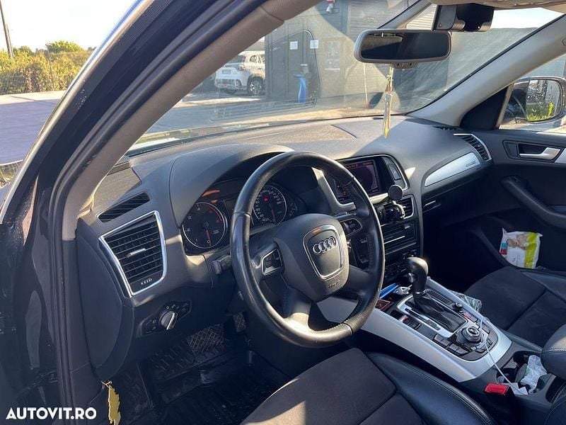 Second-hand Audi Q5 177 CP (130 kW) 2012 Culoaremaro SUV