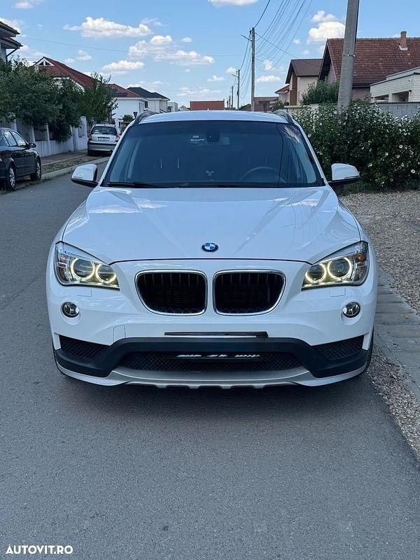 Alb Utilizat 2014 BMW X1 SUV | 9.500 EUR (Super Preț) - Imagine 1/4