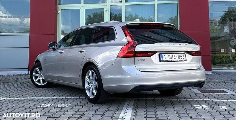 Second-hand Volvo V90 150 CP (110 kW) 2018 Culoaregalbeuriu Break