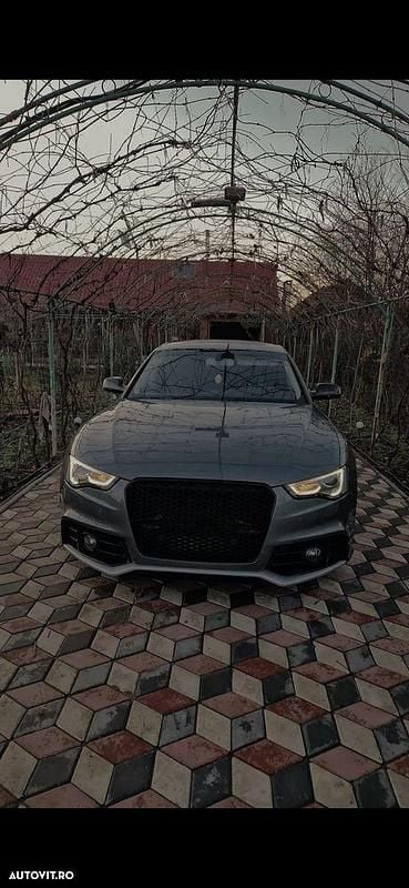 Second-hand Audi A5 Competition 190 CP (139 kW) 2016 Culoaregri Berlinǎ