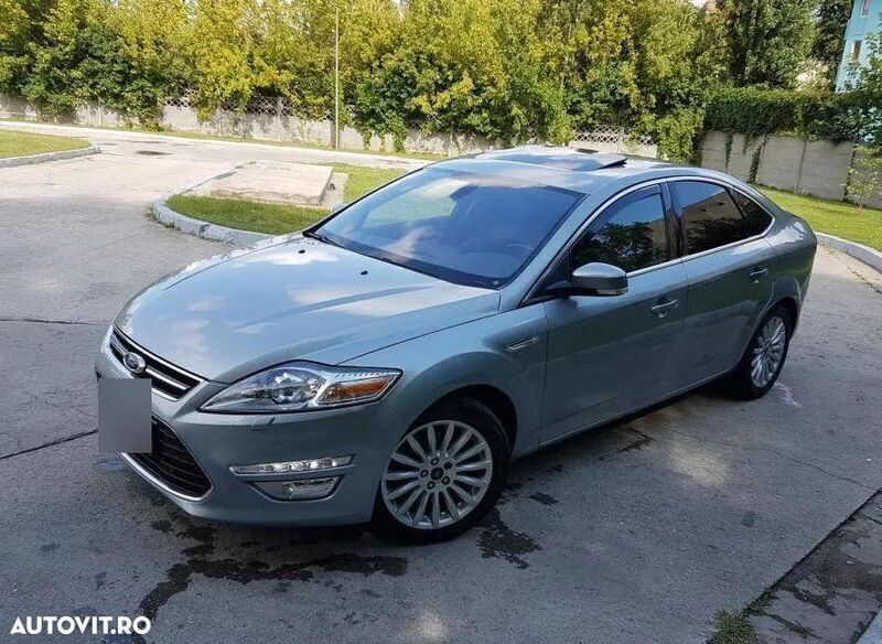 Argint Utilizat 2013 Ford Mondeo Trend Berlinǎ | 6.200 EUR (Preț OK) - Imagine 1/4
