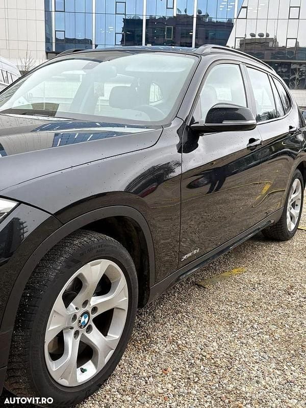 Second-hand BMW X1 Sport Line 143 CP (105 kW) 2015 Culoarenegru SUV