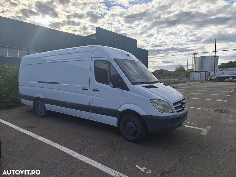 Culoarealb Utilizat 2008 Mercedes Sprinter Van | 7.200 EUR (Super Preț) - Imagine 1/4