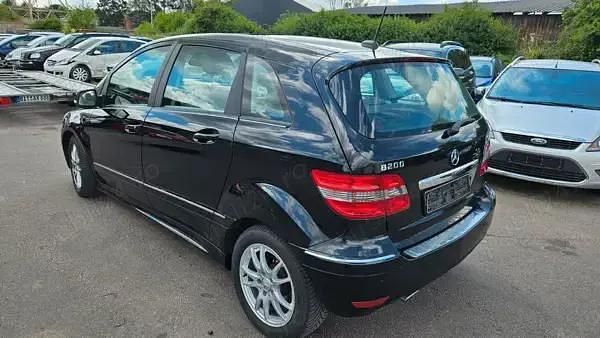 Second-hand Mercedes A200 140 CP (102 kW) 2010 Hatchback