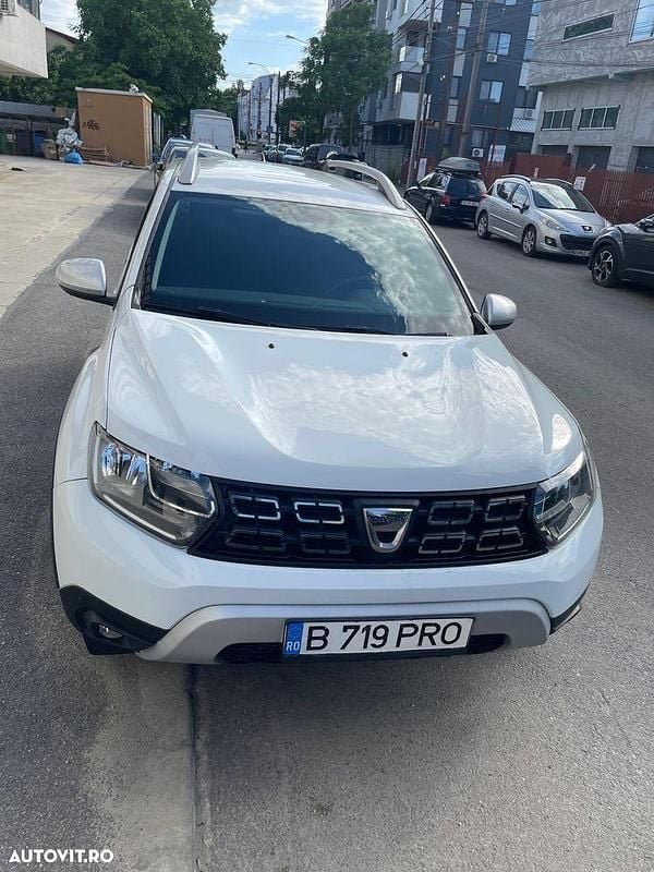 Culoarealb Utilizat 2021 Dacia Duster Prestige SUV | 13.500 EUR (Super Preț) - Imagine 1/4