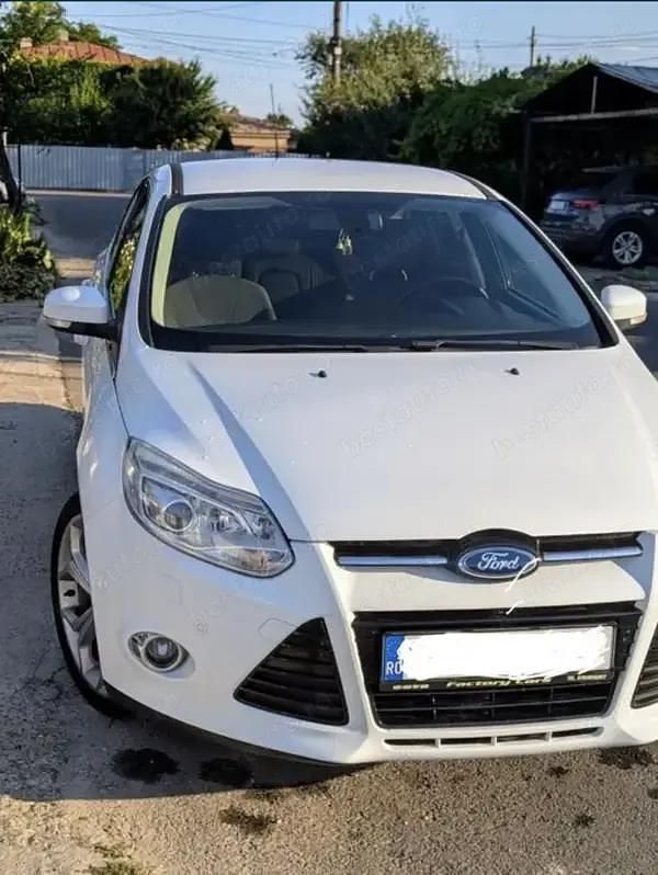 Utilizat 2013 Ford Focus Hatchback | 5.400 EUR (Preț OK) - Imagine 1/4