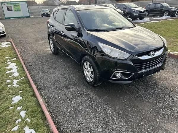 Negru Utilizat 2012 Hyundai ix35 Style SUV | 7.700 EUR (Preț bun) - Imagine 1/4
