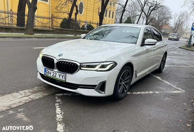 Culoarealb Utilizat 2021 BMW 530 Luxury Line Berlinǎ | 27.500 EUR (Preț bun) - Imagine 1/4