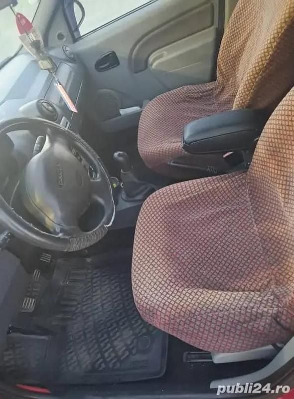 Utilizat 2007 Dacia Logan Hatchback | 1.000 EUR (Preț bun) - Imagine 1/4
