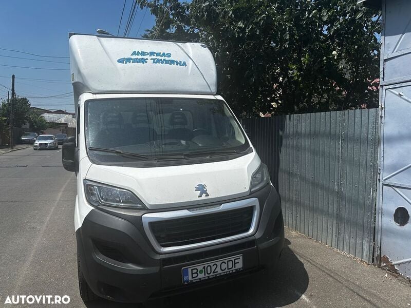 Alb Utilizat 2019 Peugeot Boxer Van | 32.000 EUR - Imagine 1/4