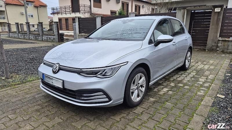 Second-hand VW Golf VIII Life 110 CP (80 kW) 2020 Argintiu Berlinǎ