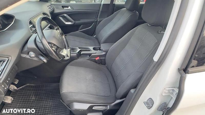 Second-hand Peugeot 308 99 CP (72 kW) 2016 Culoarealb Break