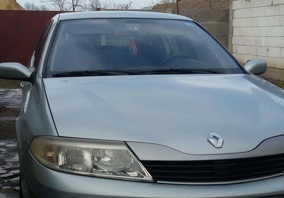 Second-hand Renault Laguna II 107 CP (78 kW) 2001 Gri Break