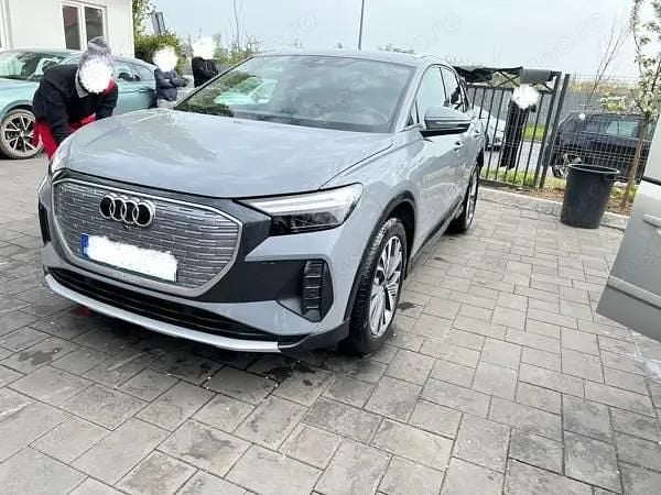 Utilizat 2023 Audi Q4 e-tron SUV | 32.109 EUR - Imagine 1/4