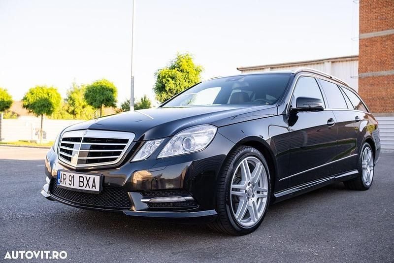Culoarenegru Utilizat 2012 Mercedes E220 Avantgarde Break | 14.950 EUR (Scump) - Imagine 1/4