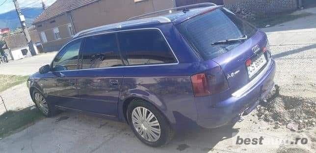 Albastru Utilizat 2004 Audi A6 Break | 2.200 EUR (Preț OK) - Imagine 1/4