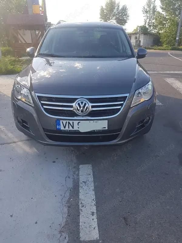 Gri Utilizat 2011 VW Tiguan Trendline SUV | 8.300 EUR (Preț OK) - Imagine 1/4