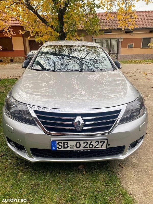 Culoareargint Utilizat 2011 Renault Latitude Initiale Berlinǎ | 6.250 EUR (Preț OK) - Imagine 1/4