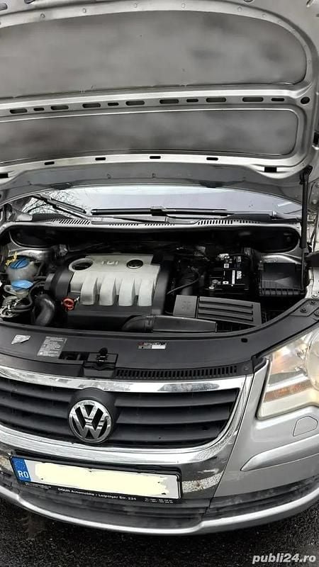 Second-hand VW Touran 105 CP (77 kW) 2008 Monovolum
