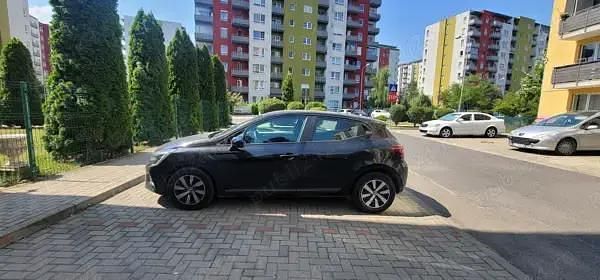 Utilizat 2023 Renault Clio V Hatchback | 12.000 EUR (Preț OK) - Imagine 1/4