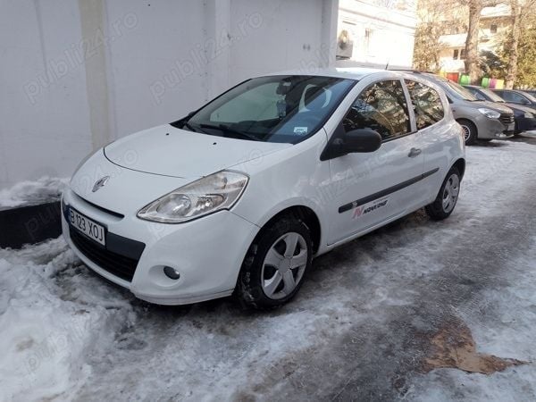 Albastru Utilizat 2009 Renault Clio II Berlinǎ | 1.750 EUR (Preț OK) - Imagine 1/4