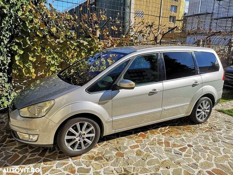 Culoareargint Utilizat 2008 Ford Galaxy Ghia Monovolum | 4.800 EUR (Scump) - Imagine 1/4