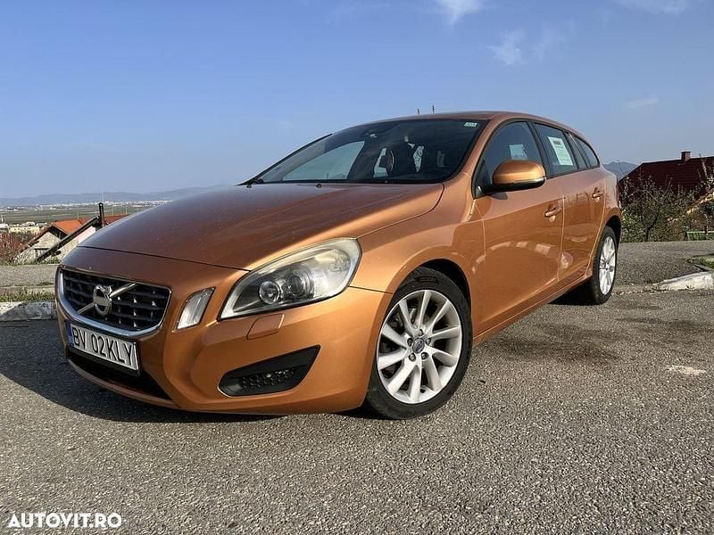 Culoaremaro Utilizat 2013 Volvo V60 Break | 5.500 EUR (Preț OK) - Imagine 1/4