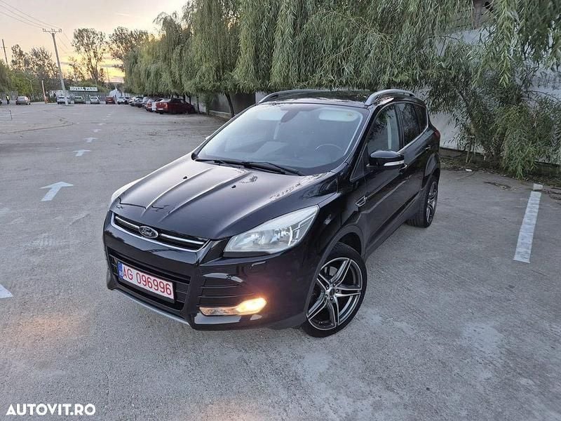 Culoarenegru Utilizat 2014 Ford Kuga Titanium SUV | 9.450 EUR (Preț OK) - Imagine 1/4