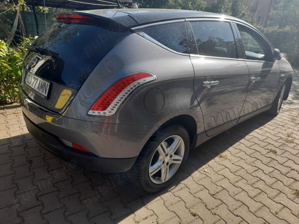 Second-hand Lancia Delta Gold 140 CP (102 kW) 2012 Gri Hatchback