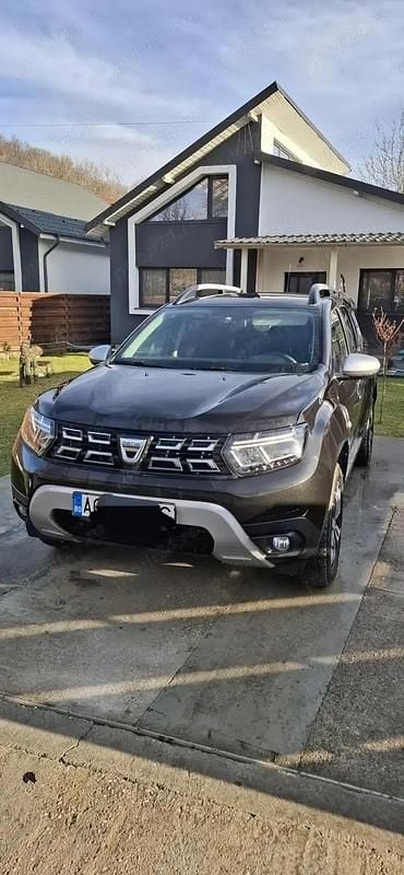 Second-hand Dacia Duster Prestige 100 CP (73 kW) 2022 Negru SUV