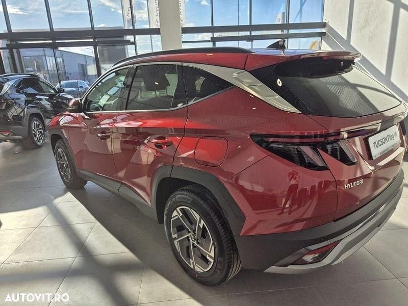 Nouă Hyundai Tucson 288 CP (211 kW) 2025 Culoarerosu SUV