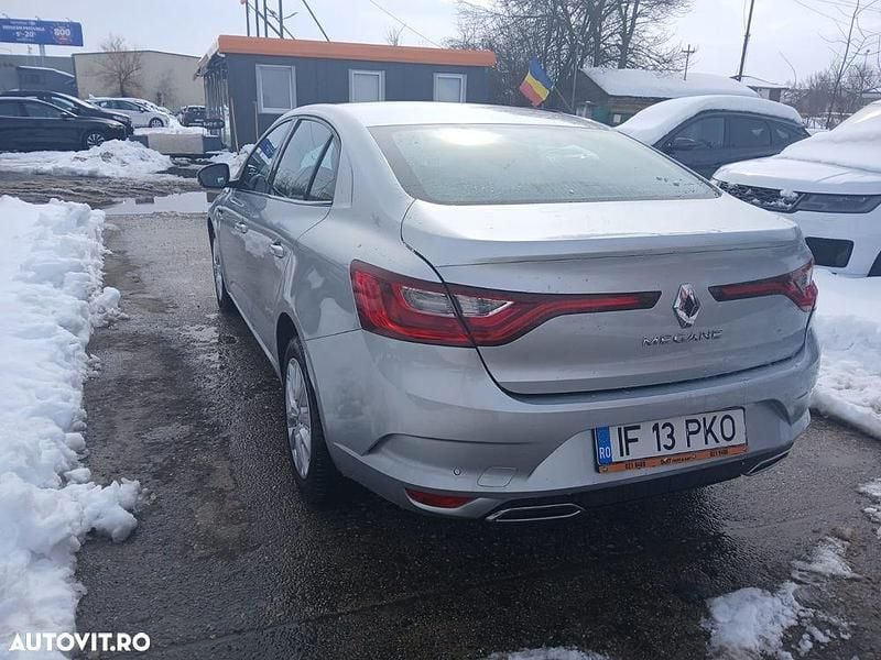 Second-hand Renault Mégane IV Intens 140 CP (102 kW) 2022 Culoareargint Berlinǎ