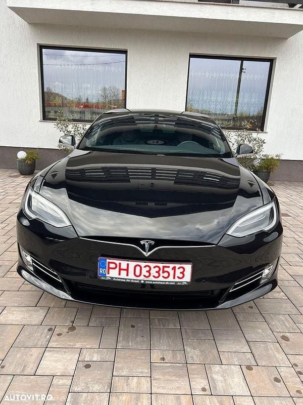Culoarenegru Utilizat 2018 Tesla Model S Performance Hatchback | 34.550 EUR - Imagine 1/4