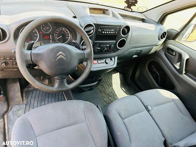 Alb Utilizat 2012 Citroën Berlingo Monovolum | 2.400 EUR - Imagine 1/4
