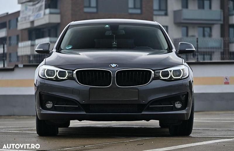 Culoaregri Second-hand 2019 BMW 320 Comfort Edition Berlinǎ | 16.650 EUR (Super Preț) - Imagine 1/4