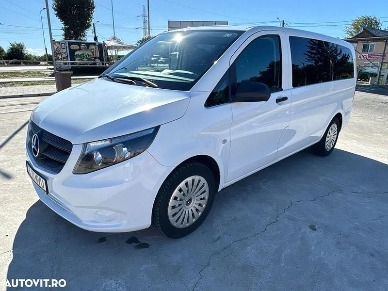 Alb Utilizat 2021 Mercedes Vito Monovolum | 29.645 EUR (Preț OK) - Imagine 1/4