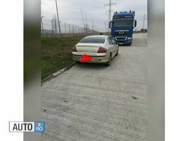 Argintiu Utilizat 2007 Peugeot 407 Break | 1.800 EUR (Super Preț) - Imagine 1/4