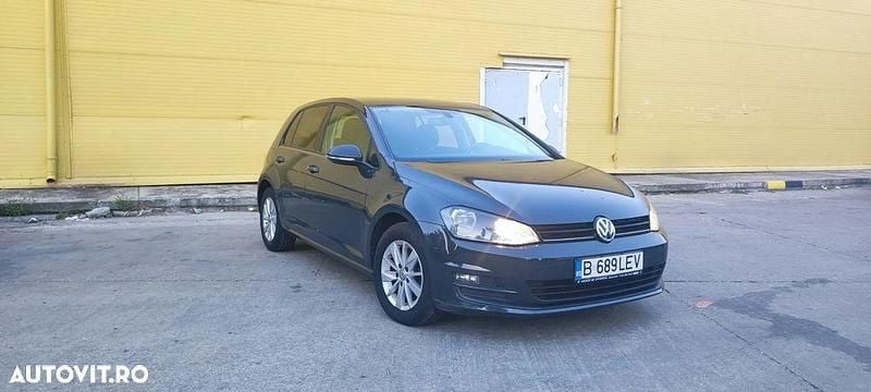 Second-hand VW Golf VII Trendline 110 CP (80 kW) 2016 Culoaregri Hatchback