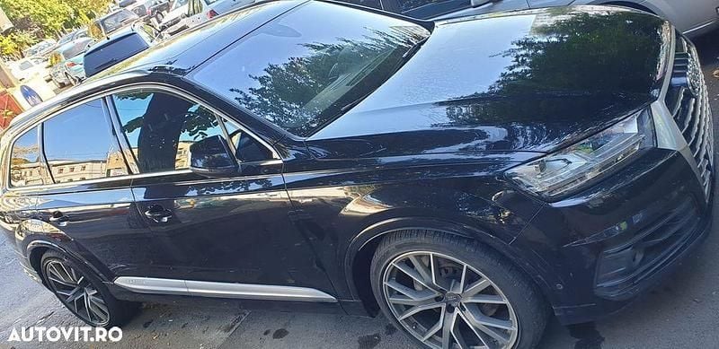 Second-hand Audi Q7 272 CP (200 kW) 2017 Negru SUV