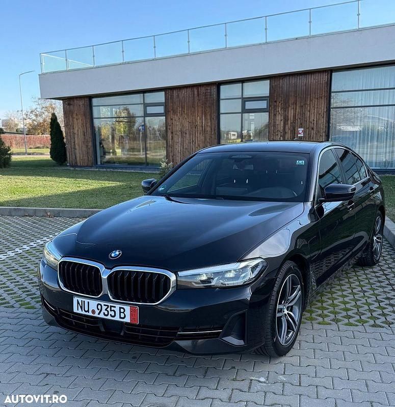 Second-hand BMW 520 iPerformance 184 CP (135 kW) 2021 Culoarenegru Hatchback
