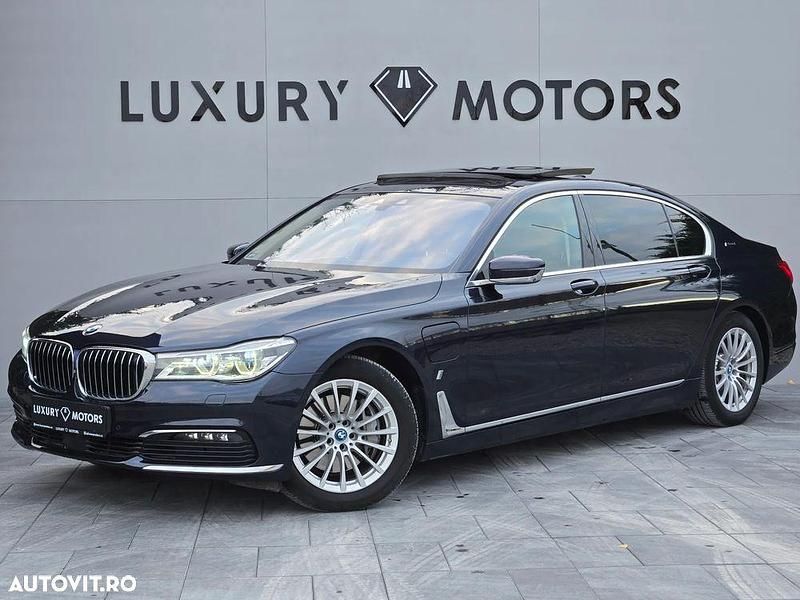 Culoarealbastru Utilizat 2017 BMW 740 iPerformance Berlinǎ | 28.300 EUR (Preț OK) - Imagine 1/4