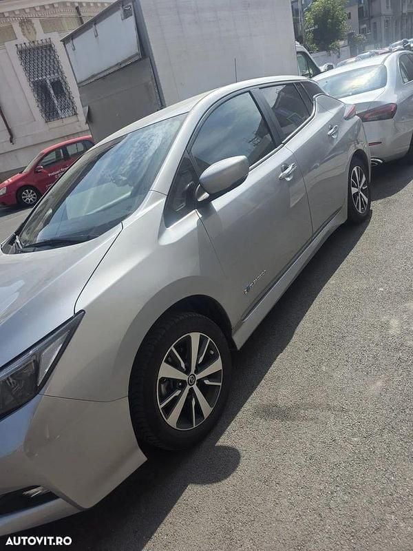 Culoareargint Utilizat 2019 Nissan Leaf Hatchback | 5.000 EUR - Imagine 1/4