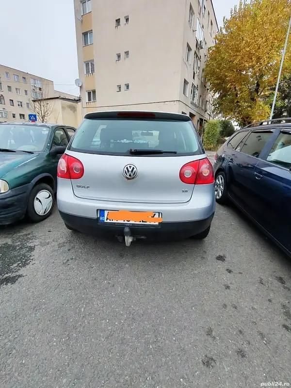 Utilizat 2005 VW Golf IV | 1.700 EUR (Preț OK) - Imagine 1/4