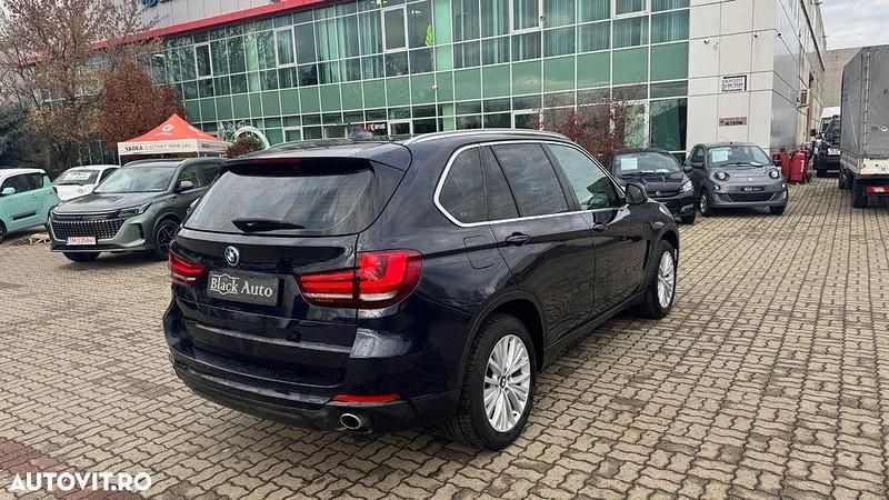 Second-hand BMW X5 Sport Line 258 CP (189 kW) 2015 Culoarealbastru SUV