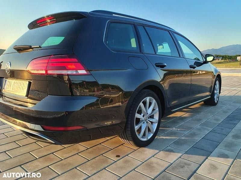 Second-hand VW Golf VII Comfortline 115 CP (84 kW) 2018 Culoarenegru Break